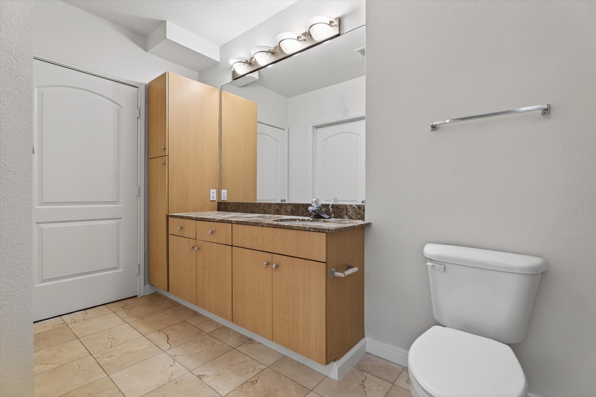 3225 Turtle Creek Boulevard 707