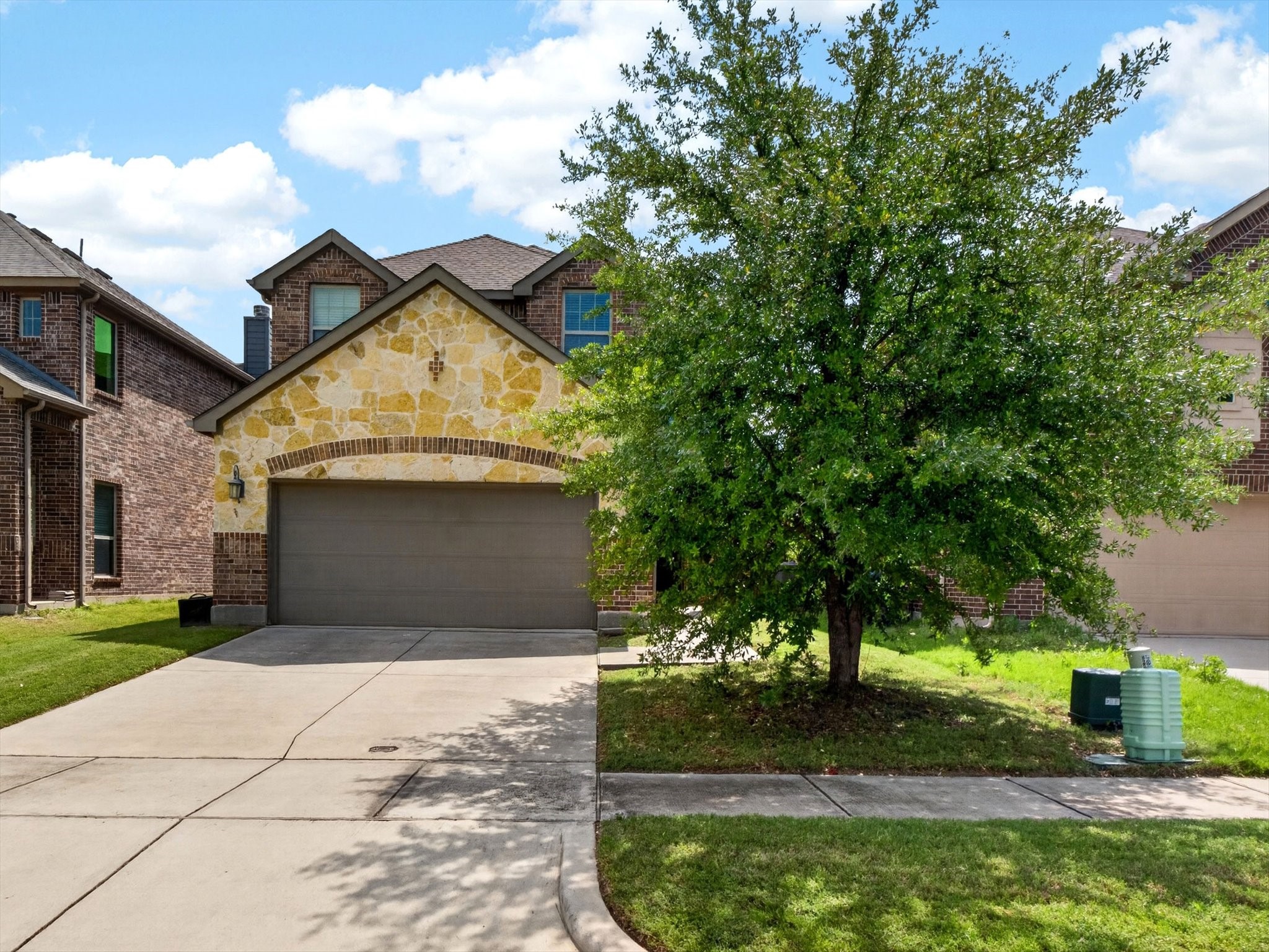 620 Crowell Drive