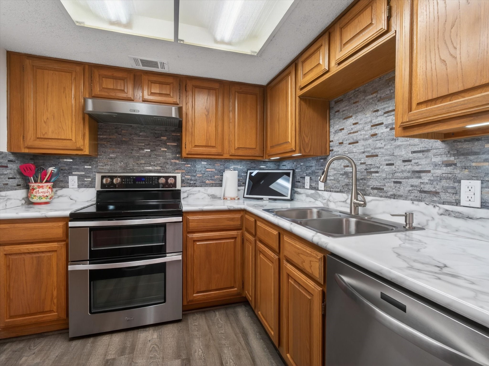 10923 Gable Circle