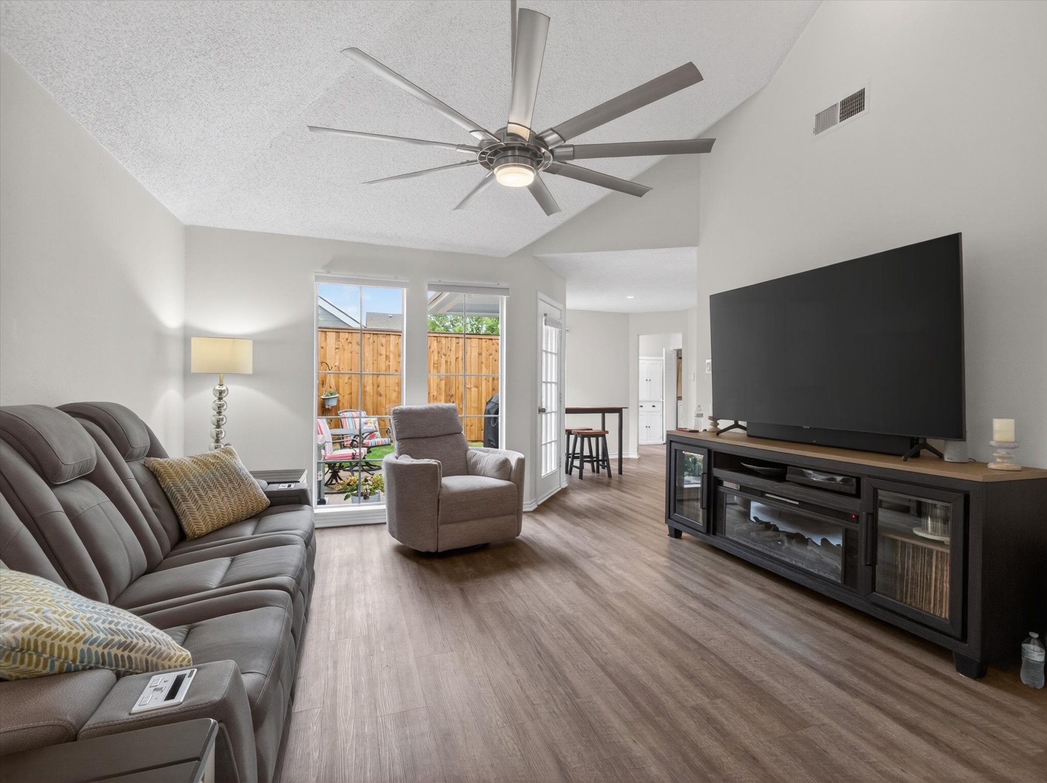 10923 Gable Circle