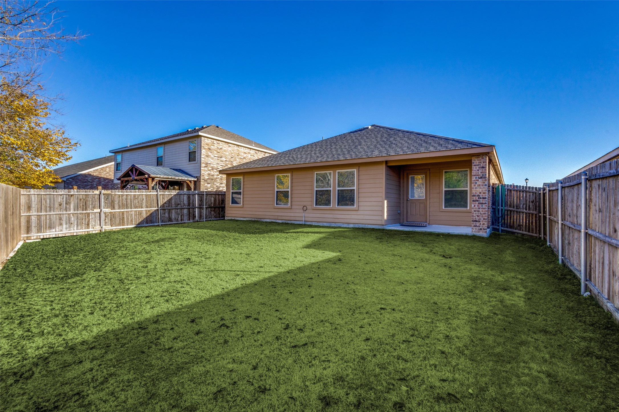 1309 Jasper Crossing