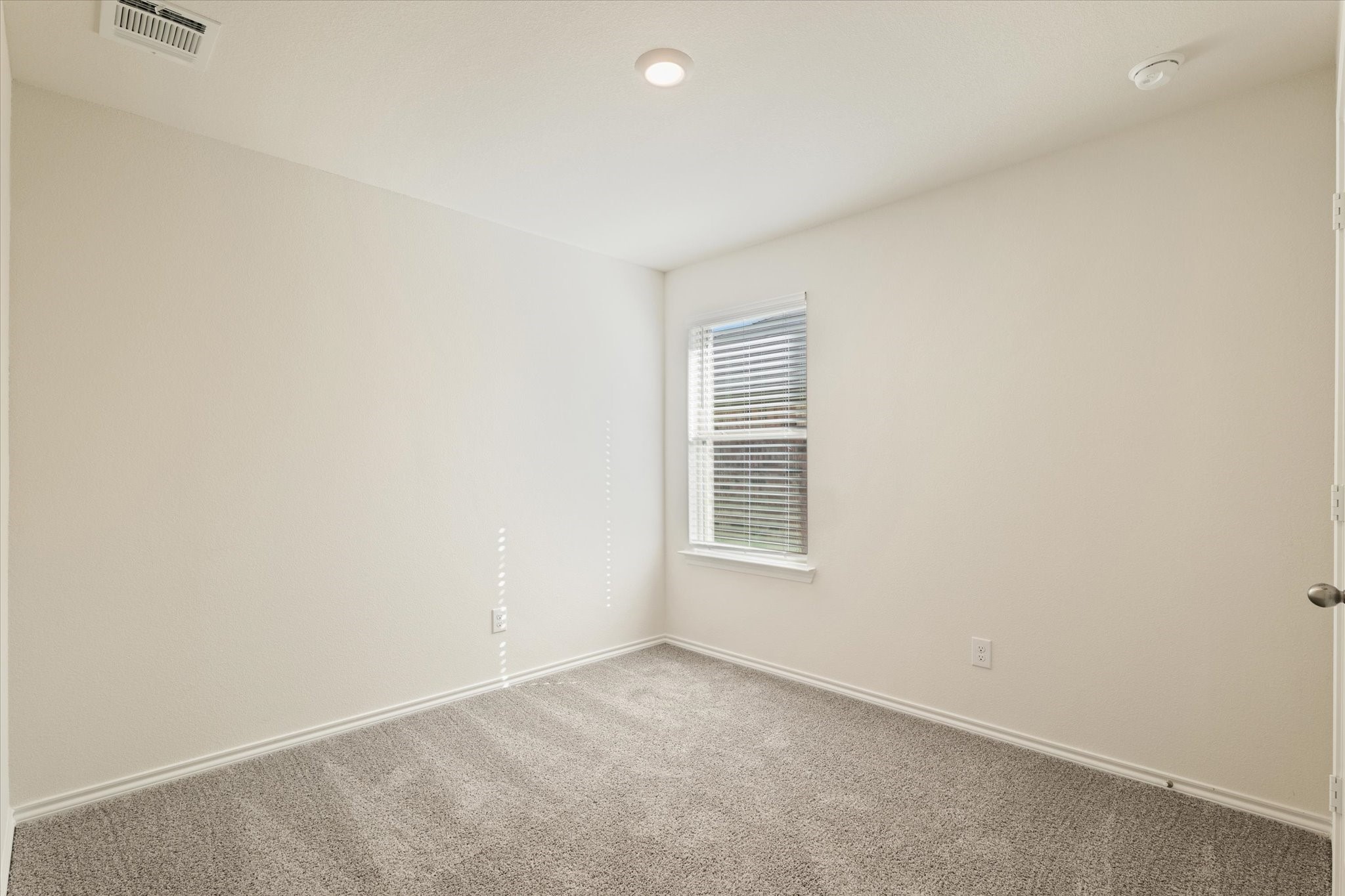 2319 Burleson Road