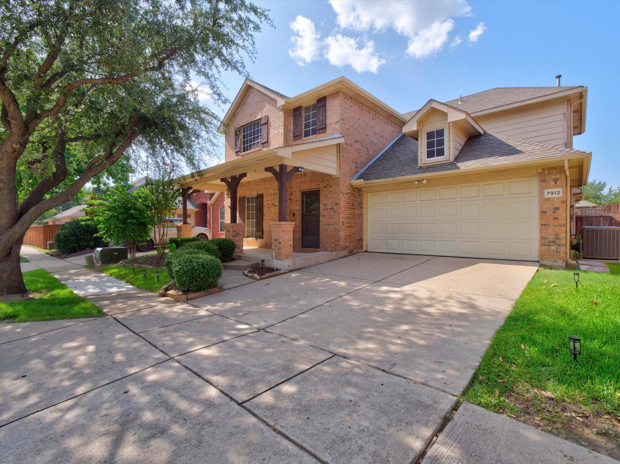 7912 Riverwalk Trail