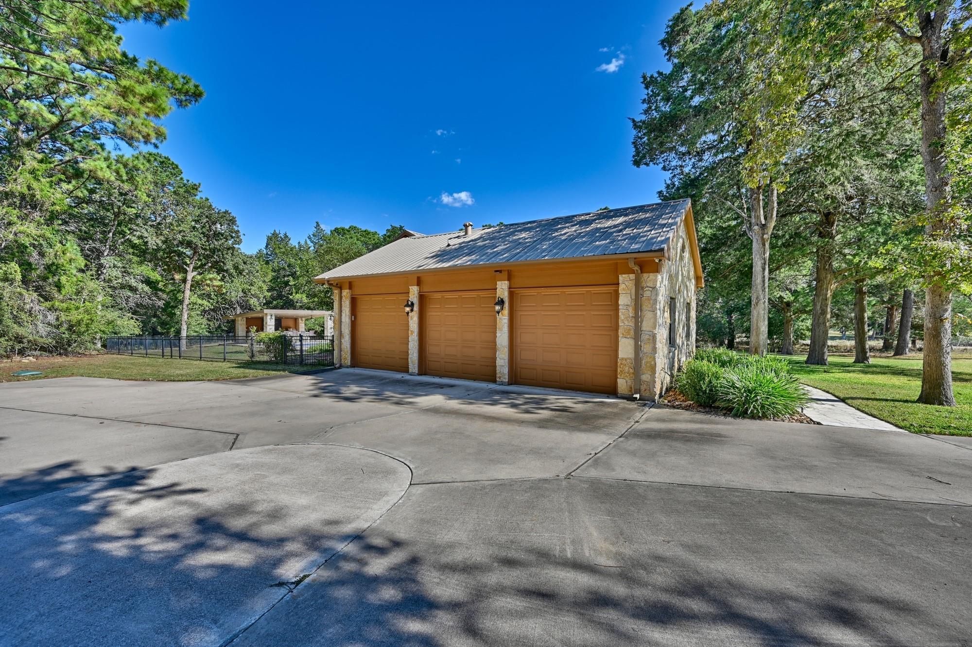 404 Saint Andrews Drive