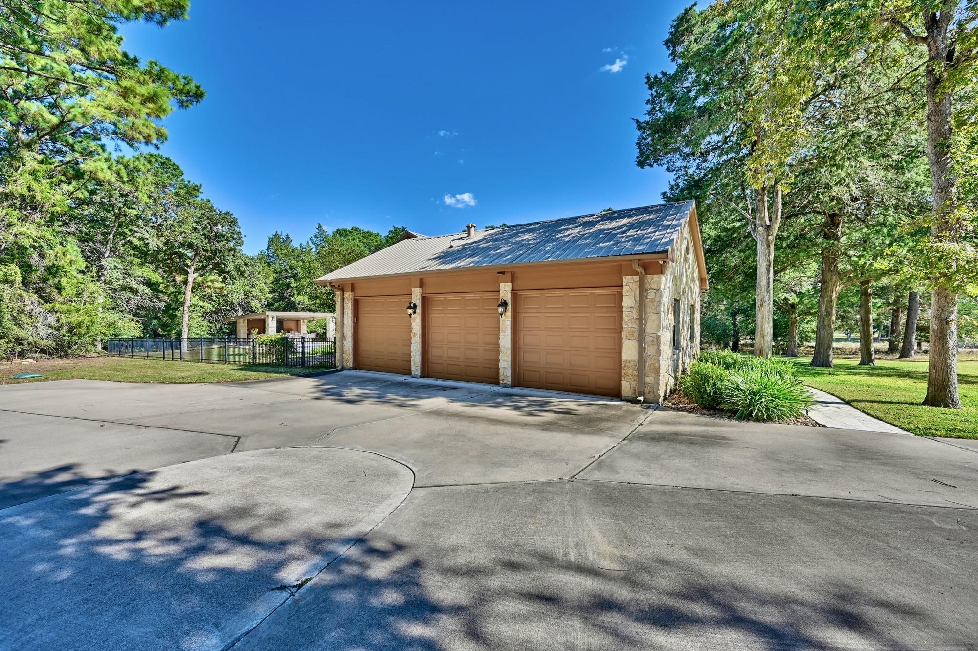 404 Saint Andrews Drive