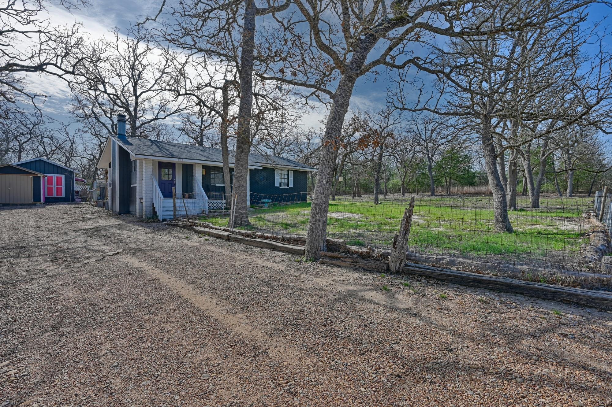 514 Forest Oak Drive