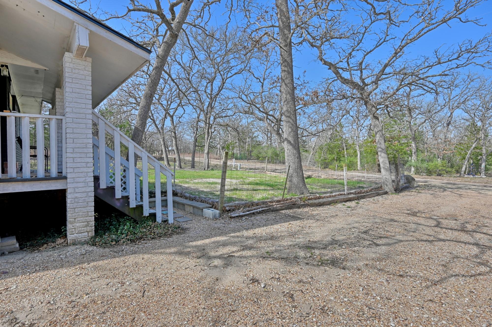 514 Forest Oak Drive