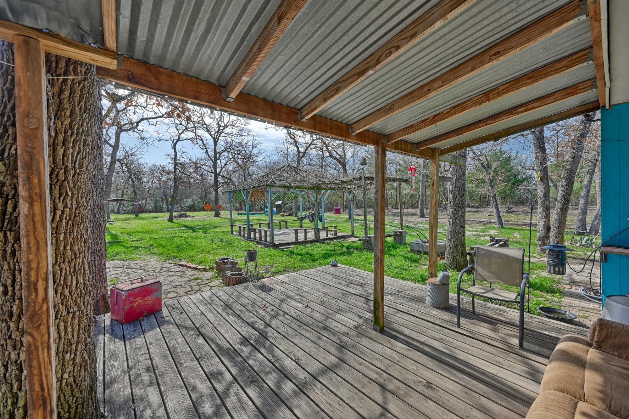 514 Forest Oak Drive