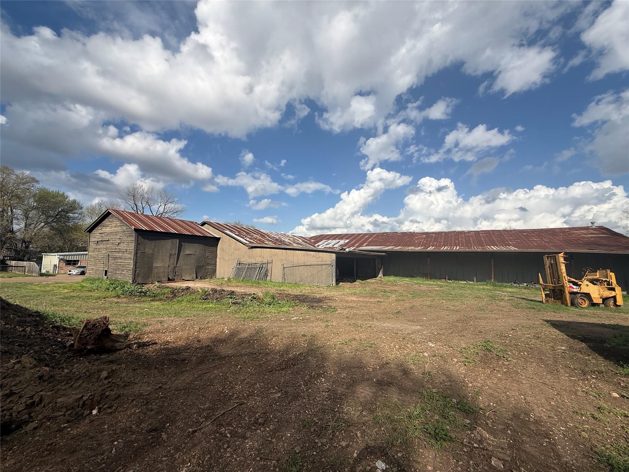 1702 S Baylor Street