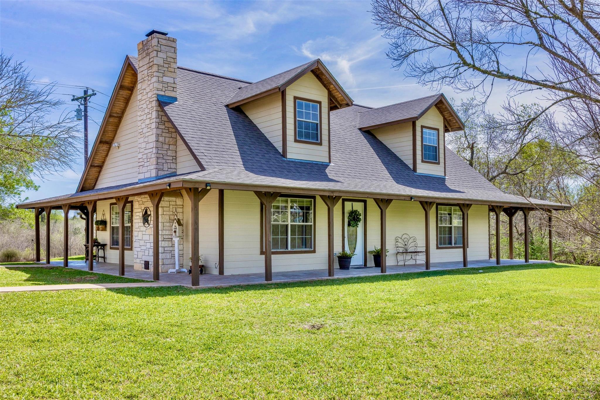 999 Salem Road
