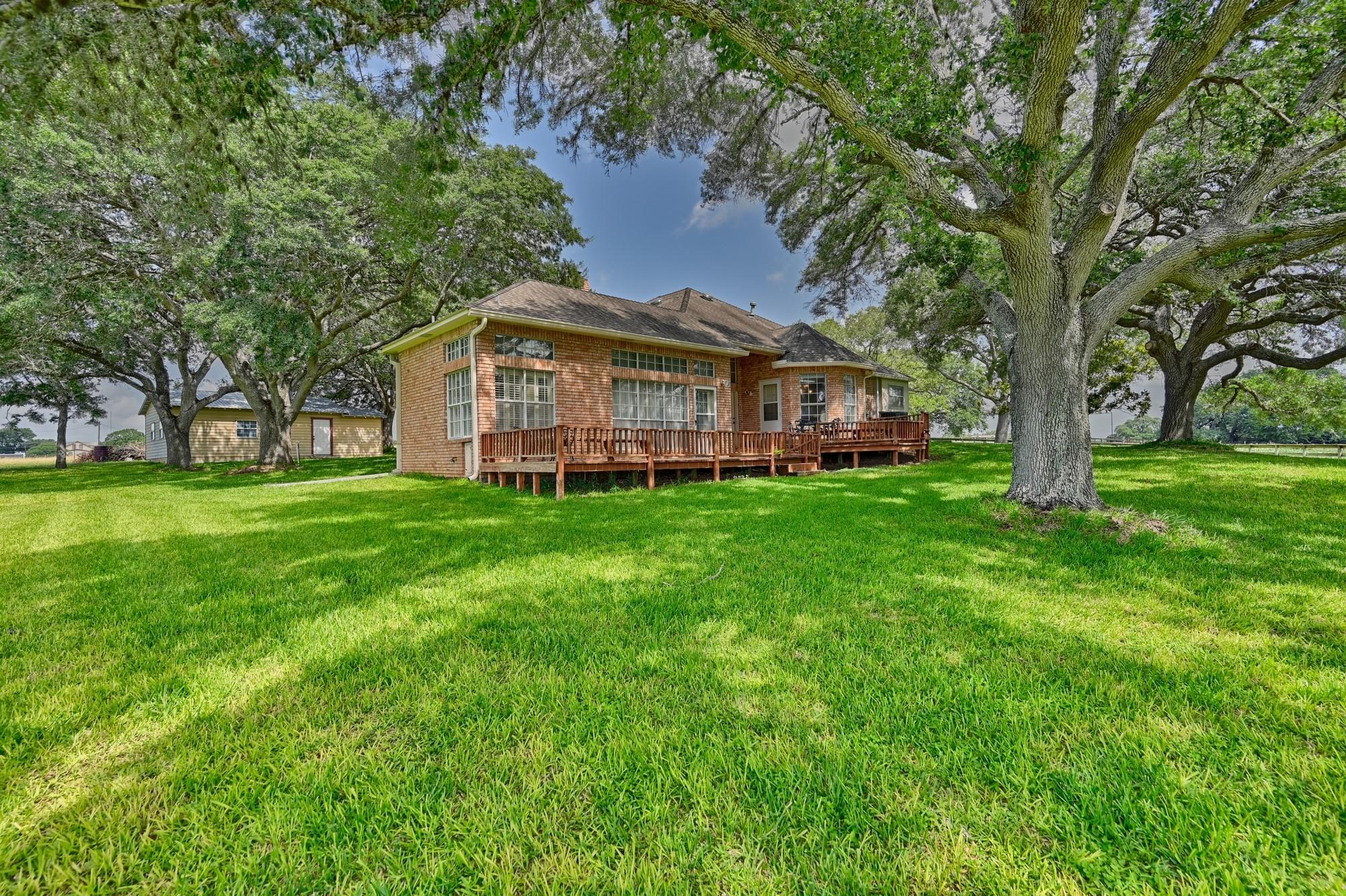1552 Holub Road