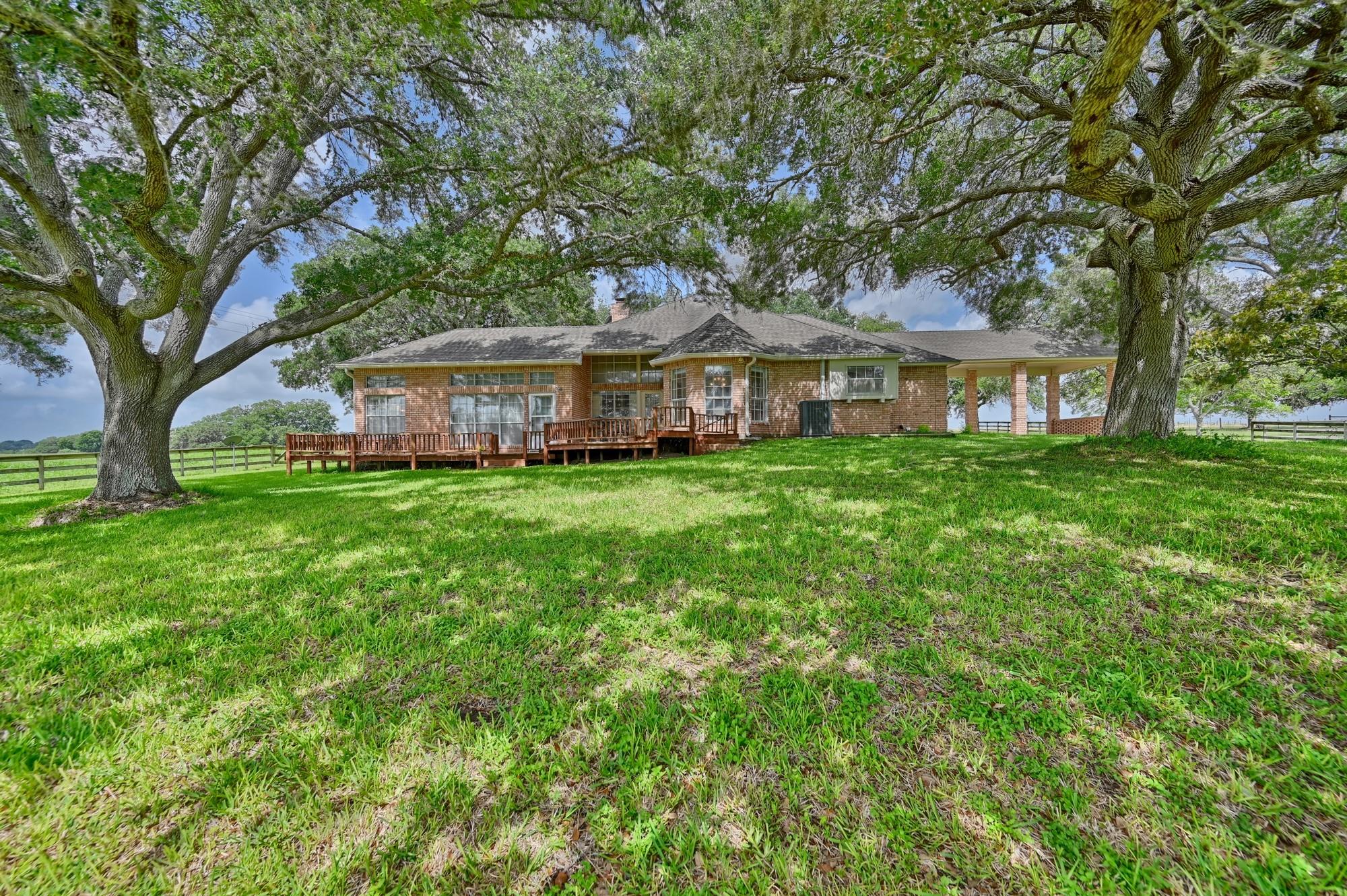 1552 Holub Road