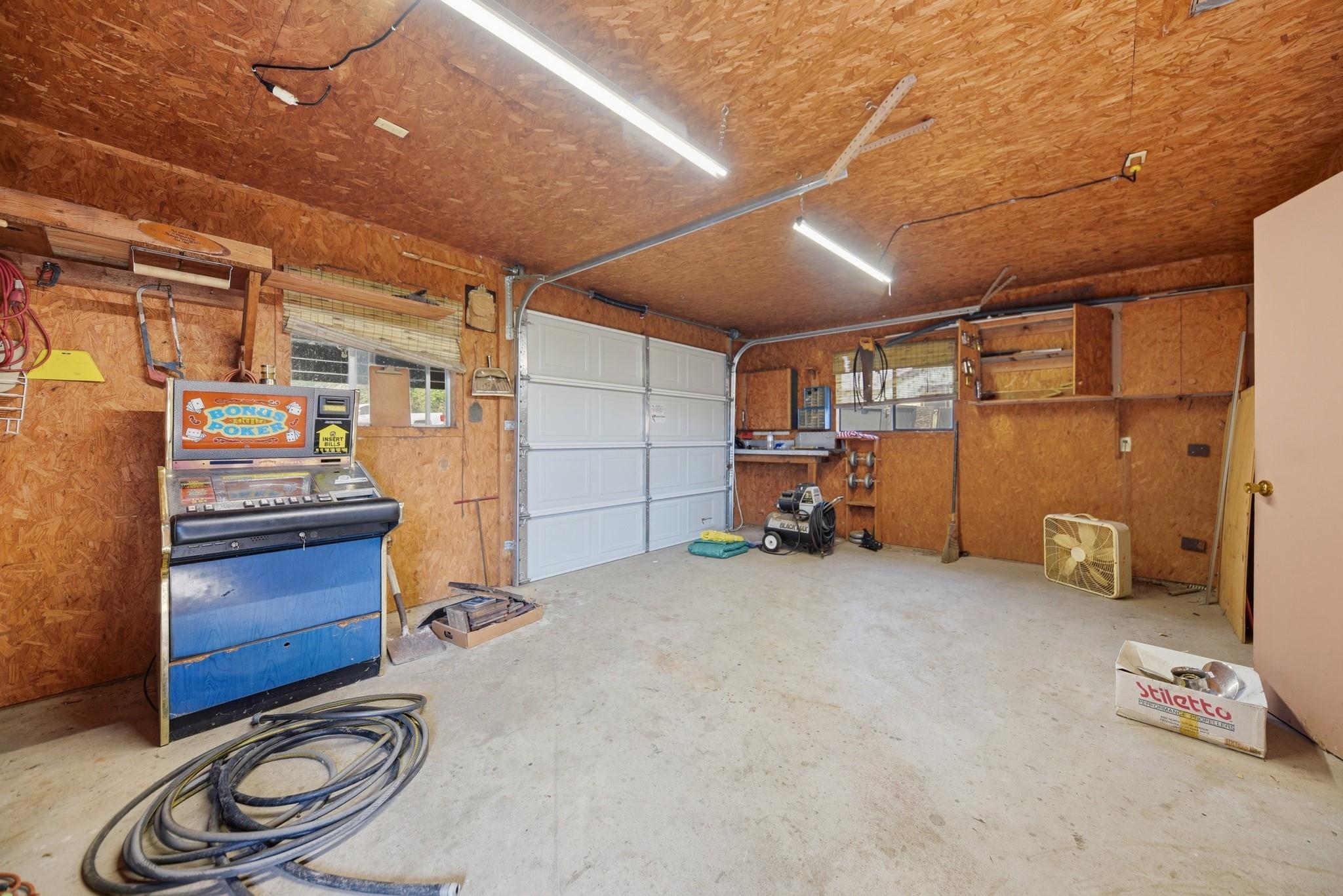 9470 Lake Forest Circle
