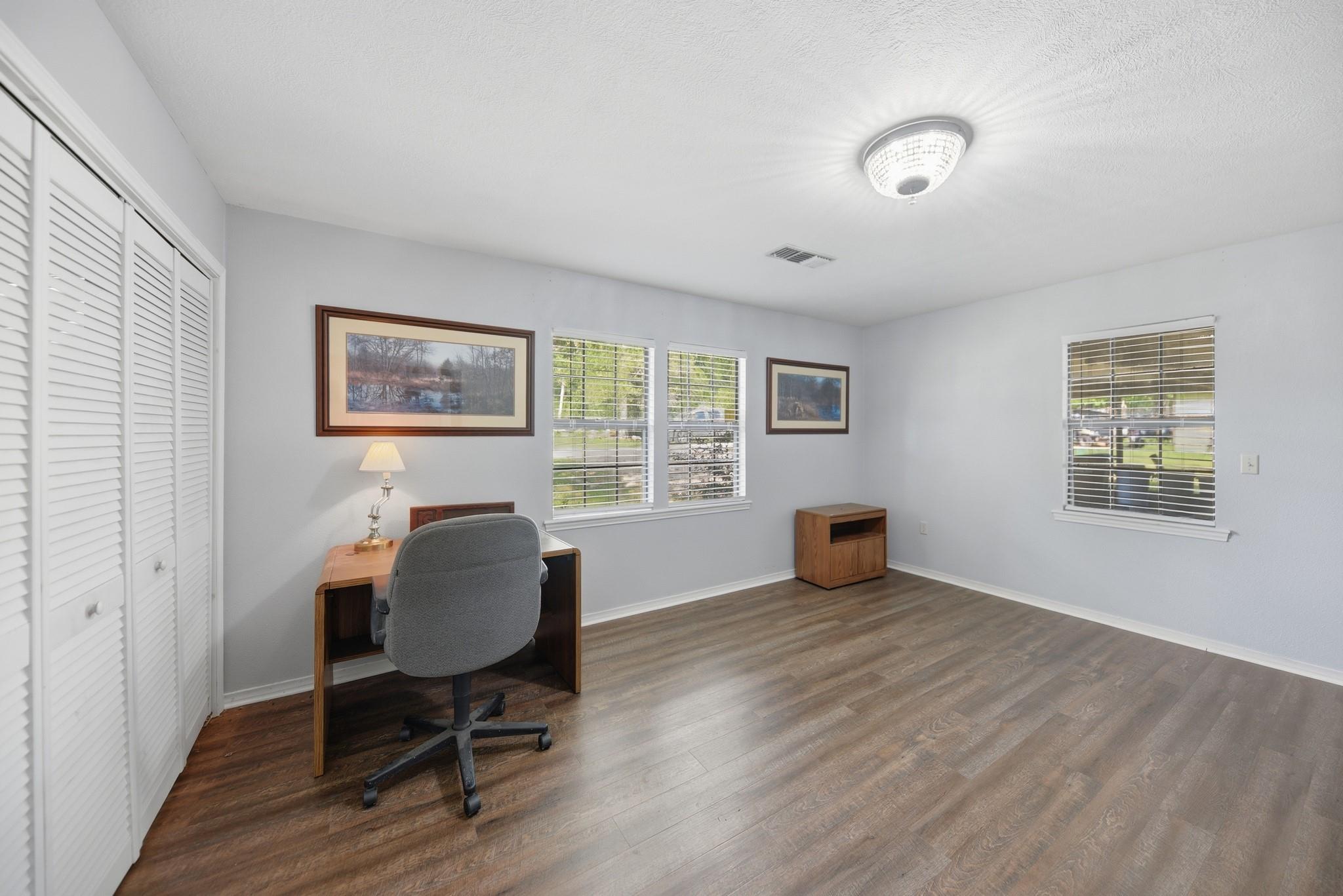 9470 Lake Forest Circle