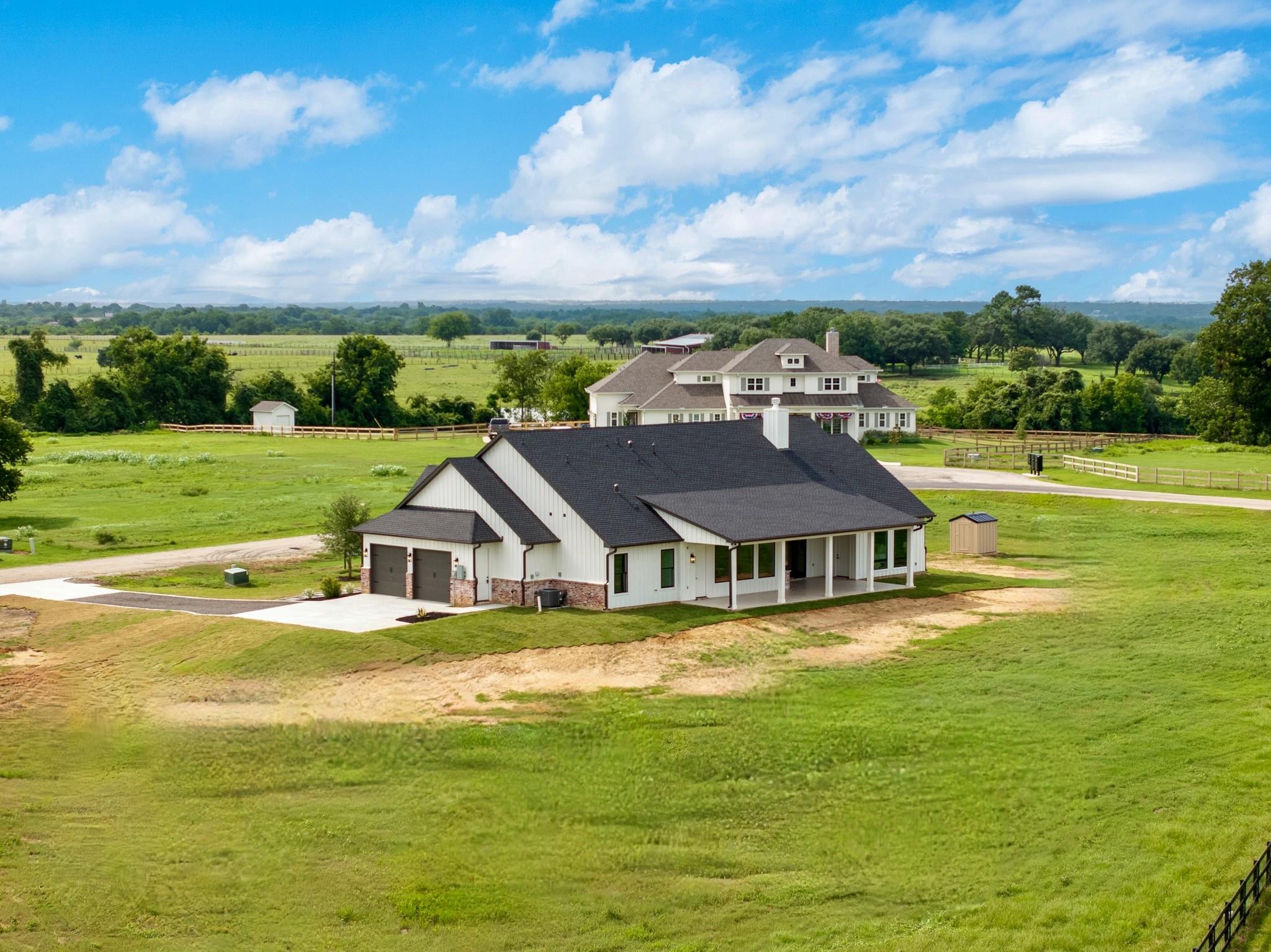 1176 Bluebonnet Ridge