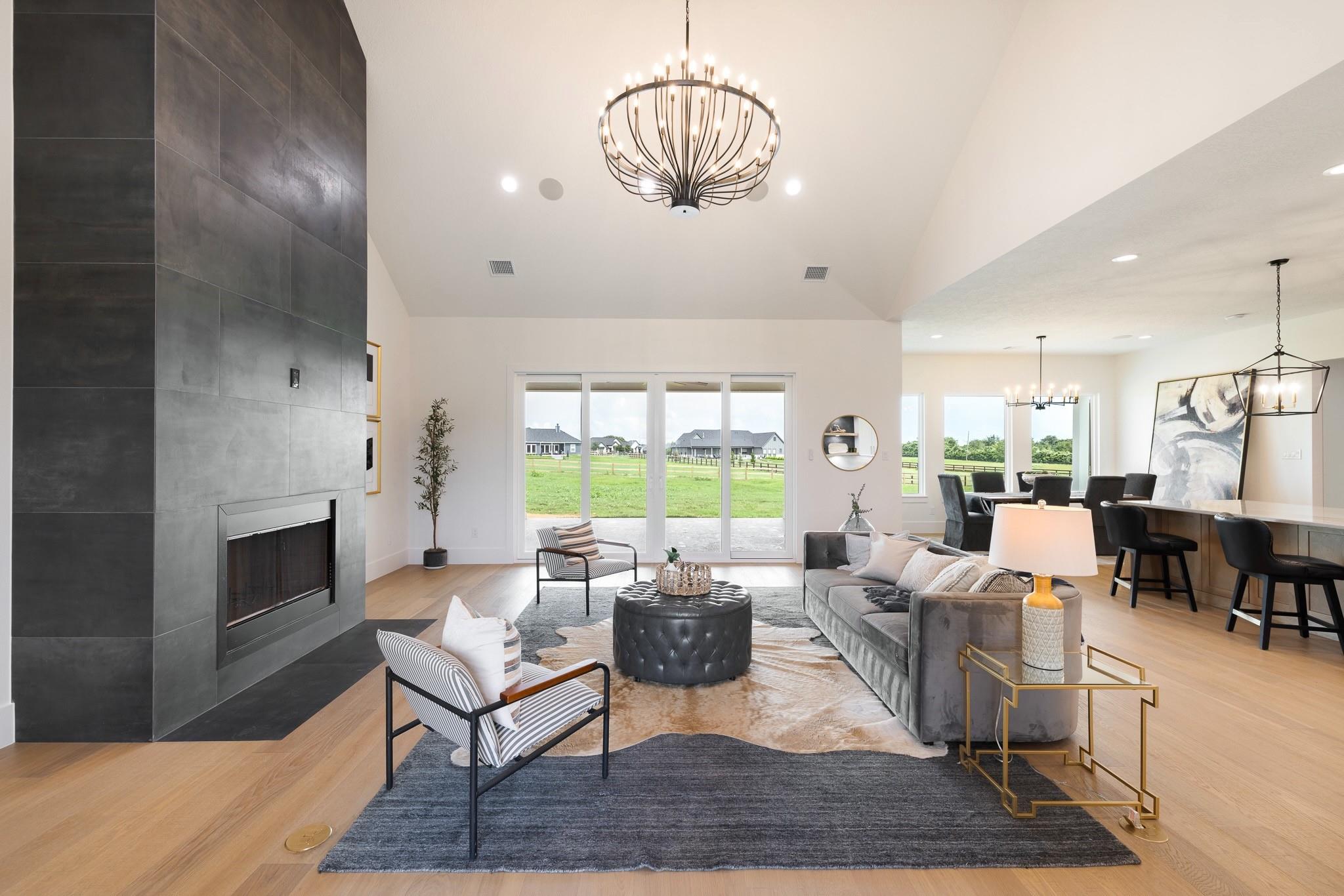 1176 Bluebonnet Ridge