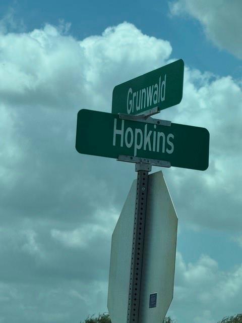 2001 Fm 1875 Road