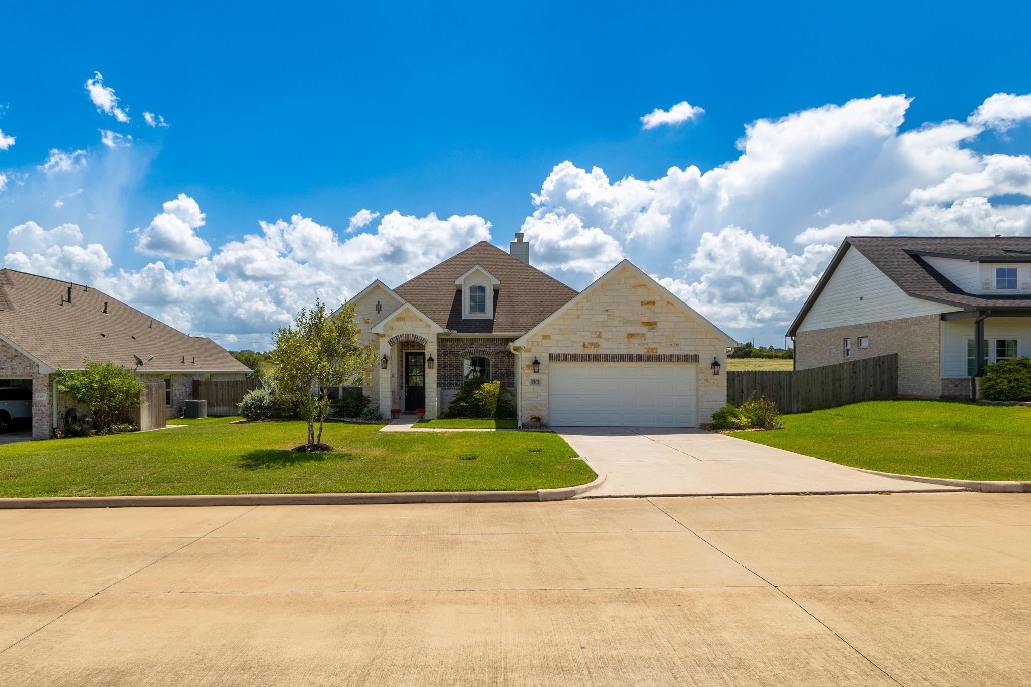1501 Timber Oaks Drive