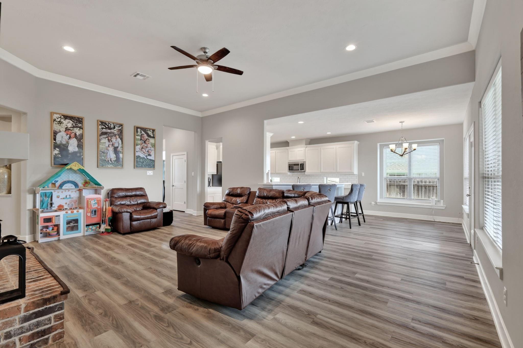 1501 Timber Oaks Drive