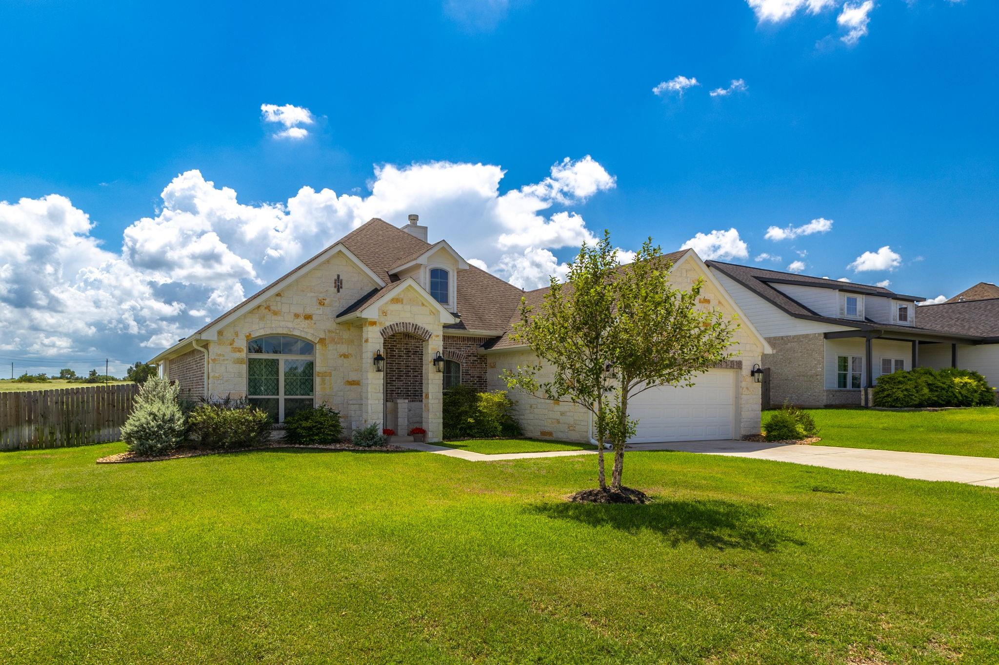 1501 Timber Oaks Drive