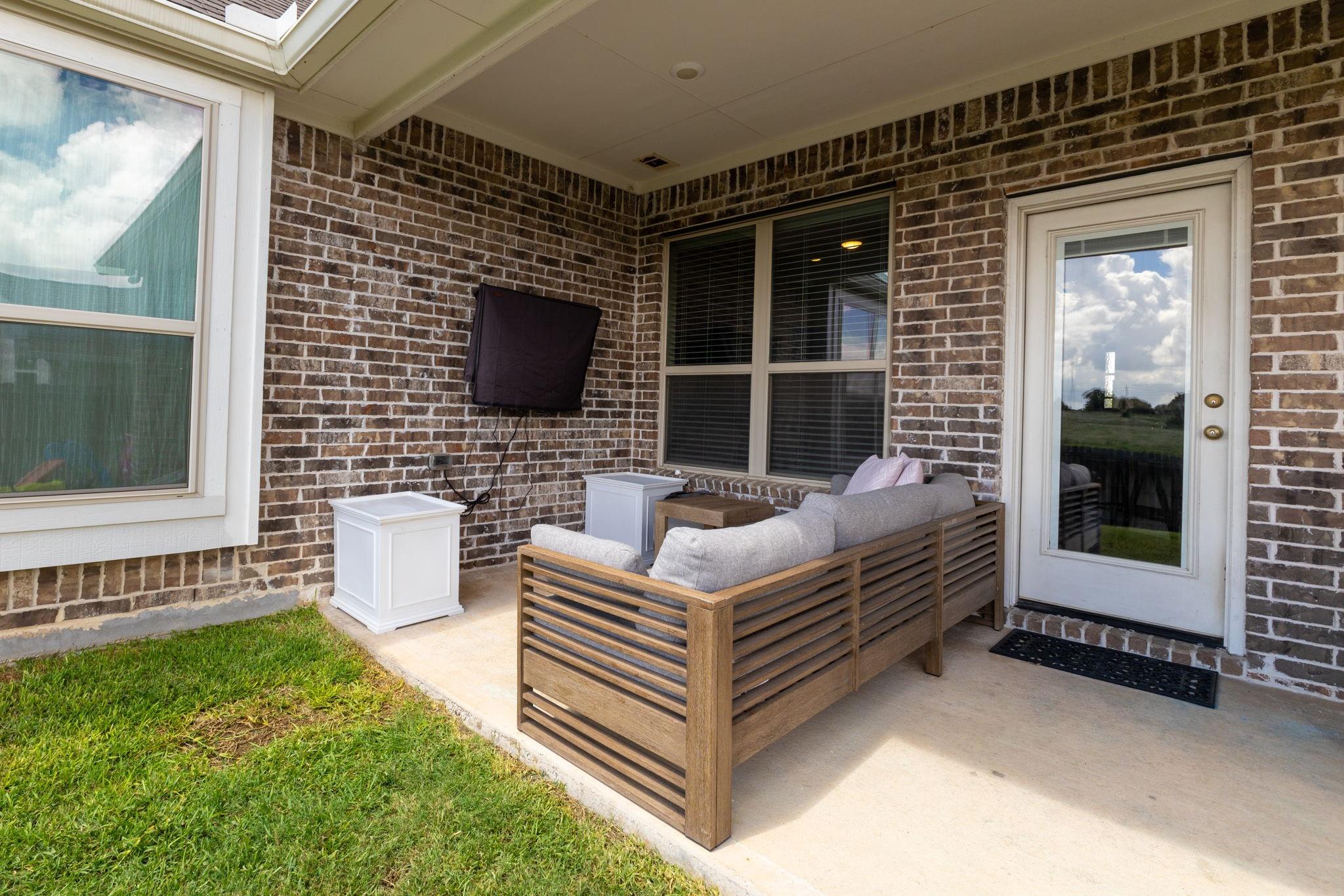 1501 Timber Oaks Drive