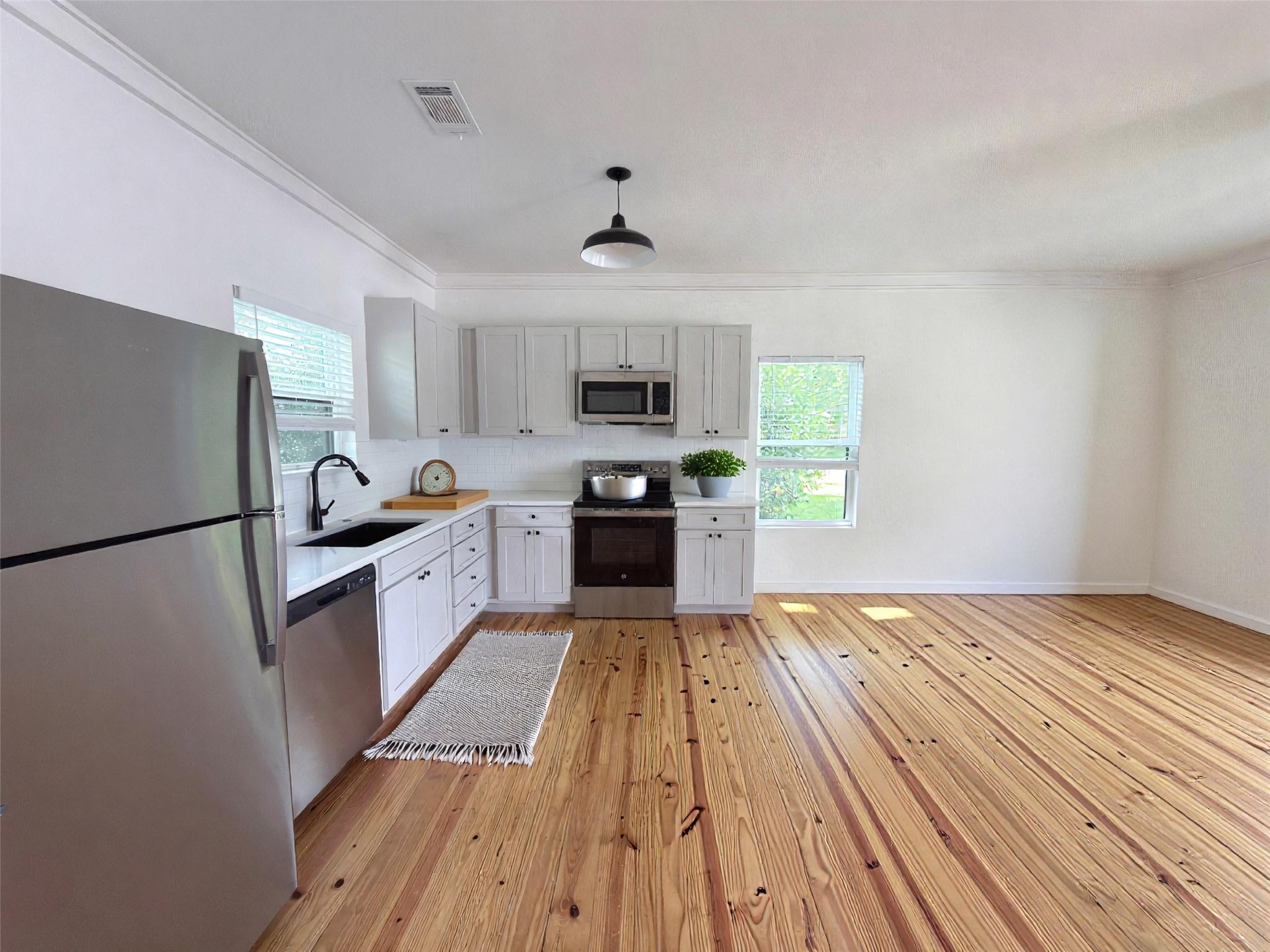 308 Lois Wright Circle