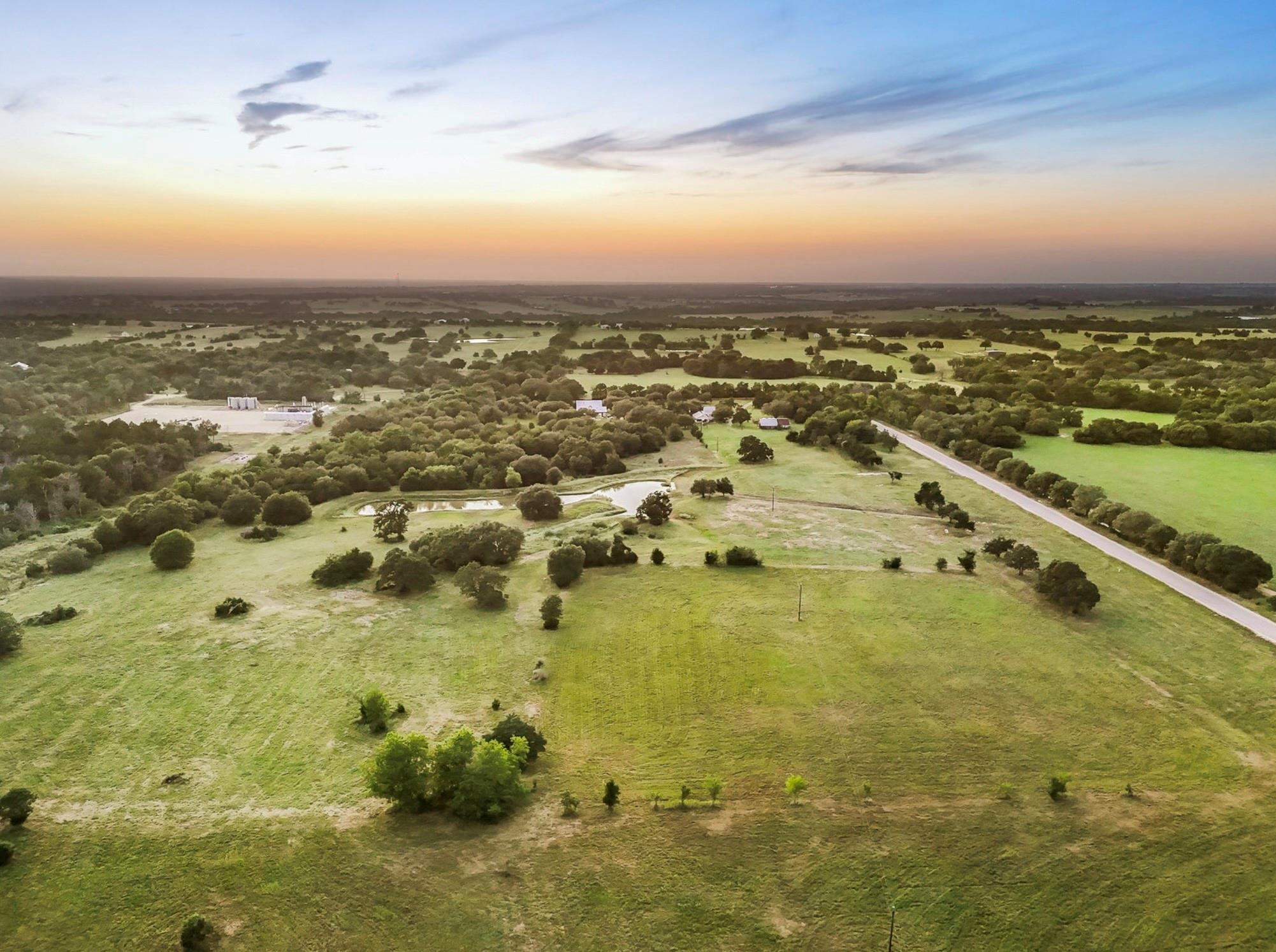 15 Round Top Farms Drive