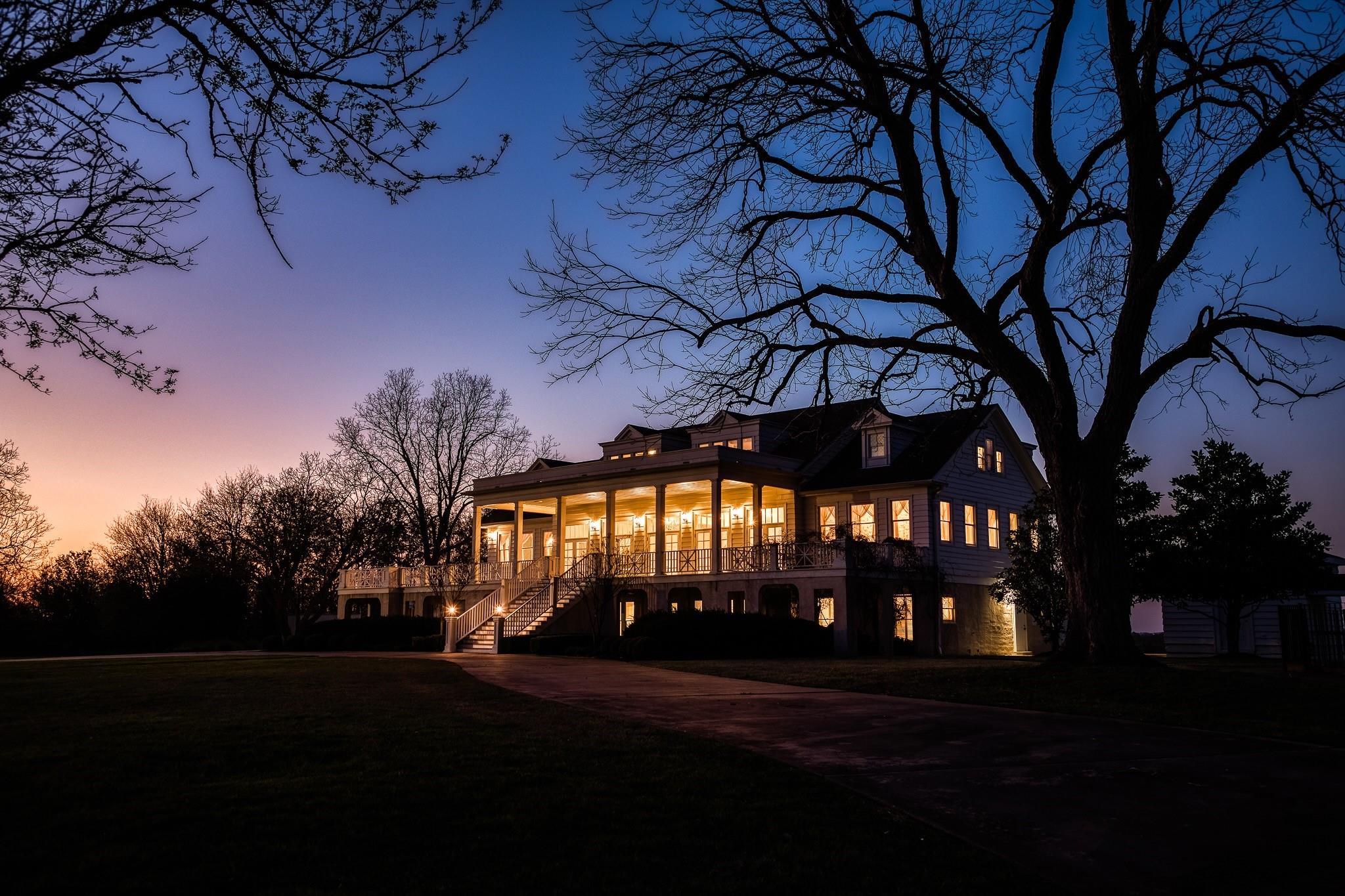 3401 Us Highway 290 E