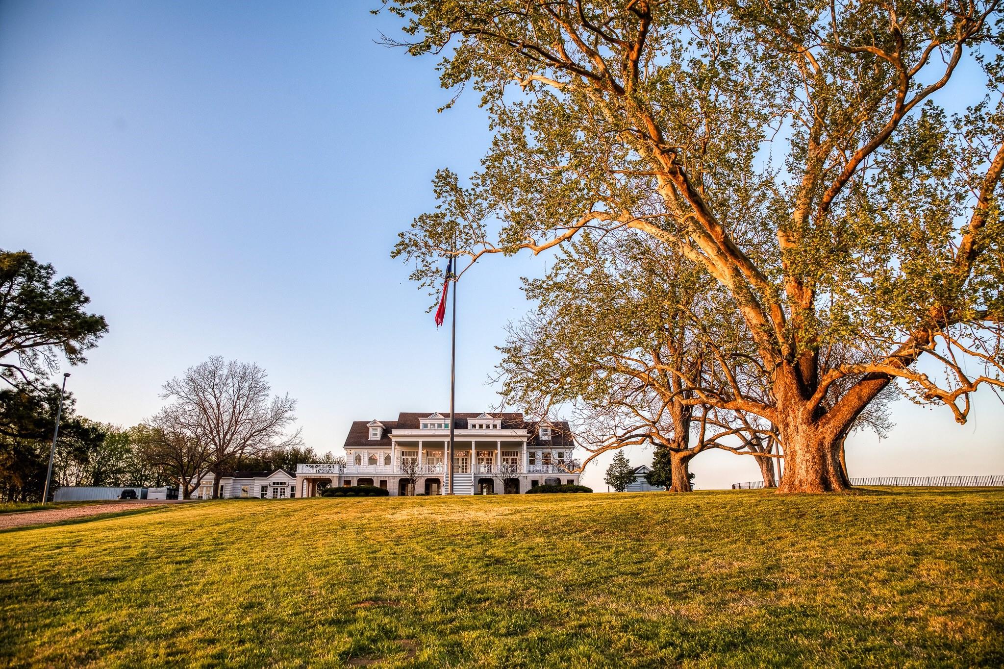 3401 Us Highway 290 E