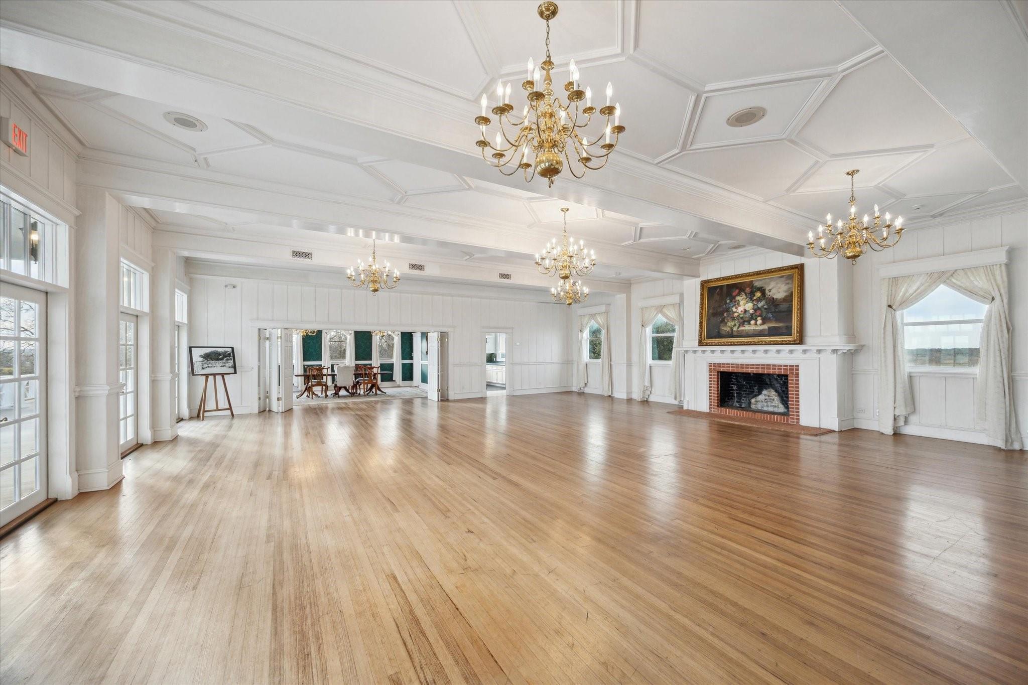 3401 Us Highway 290 E