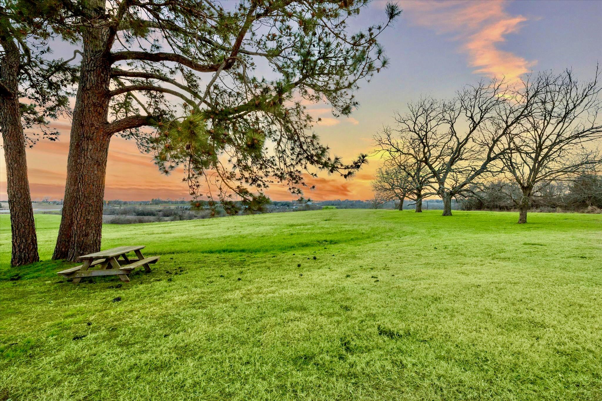 3401 Us Highway 290 E