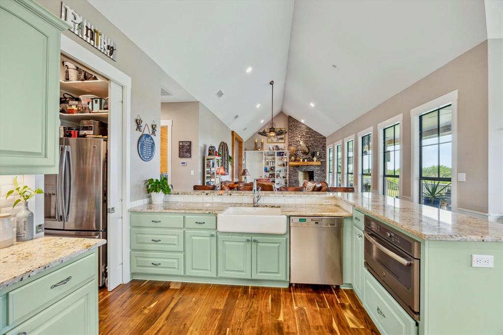 1932 Chappell Ridge Lane