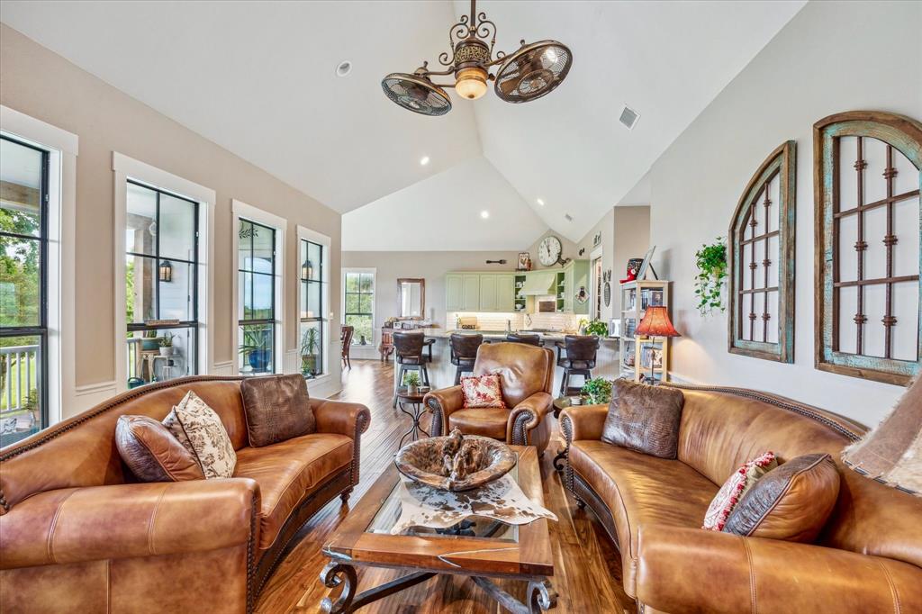 1932 Chappell Ridge Lane