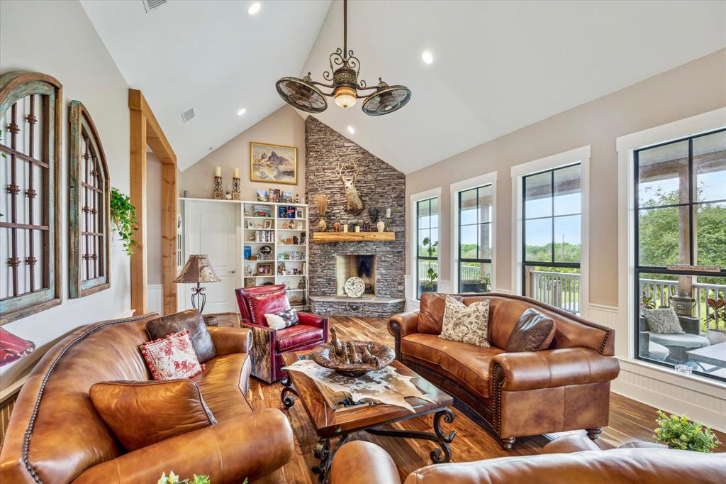 1932 Chappell Ridge Lane