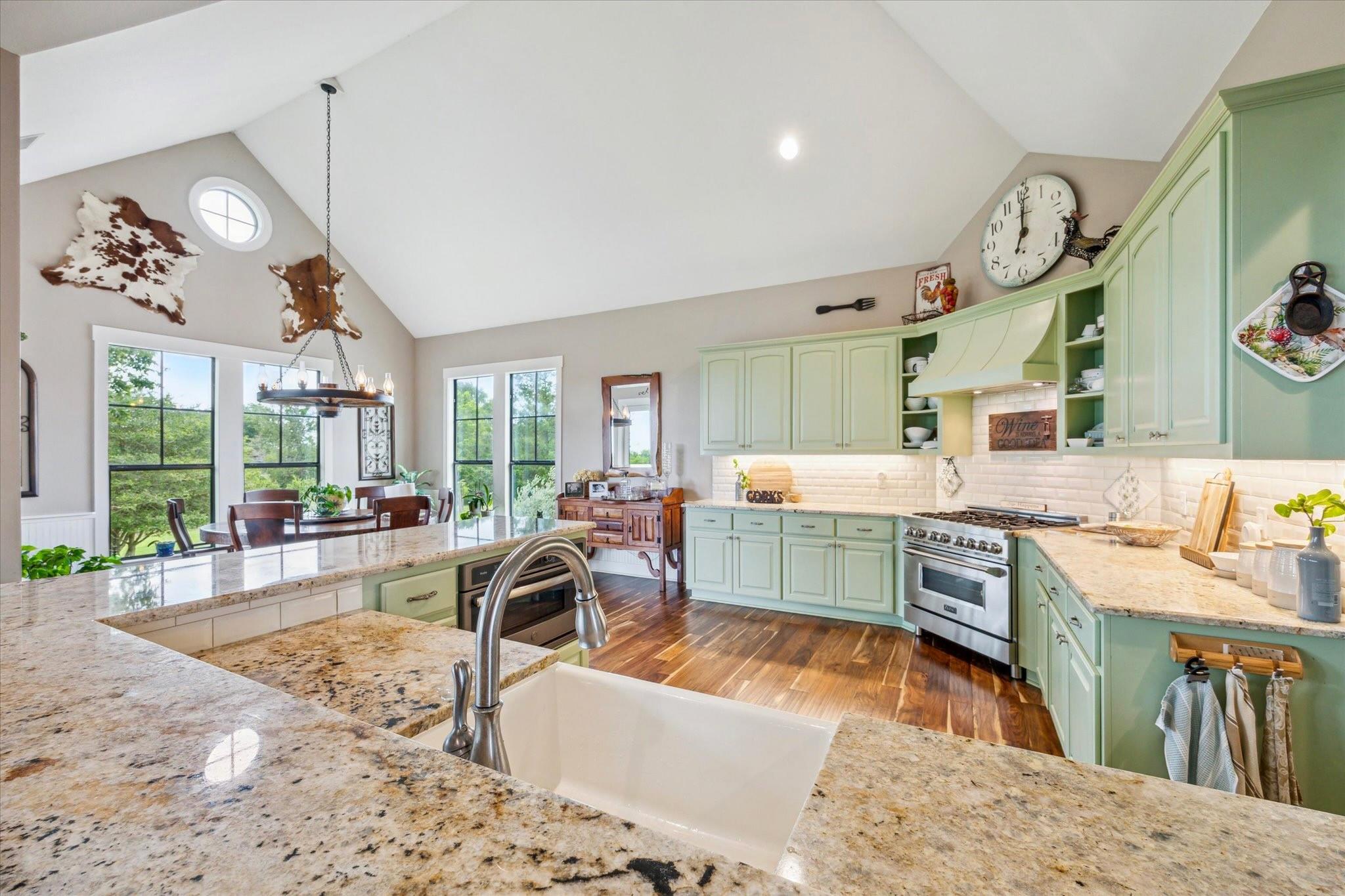 1932 Chappell Ridge Lane