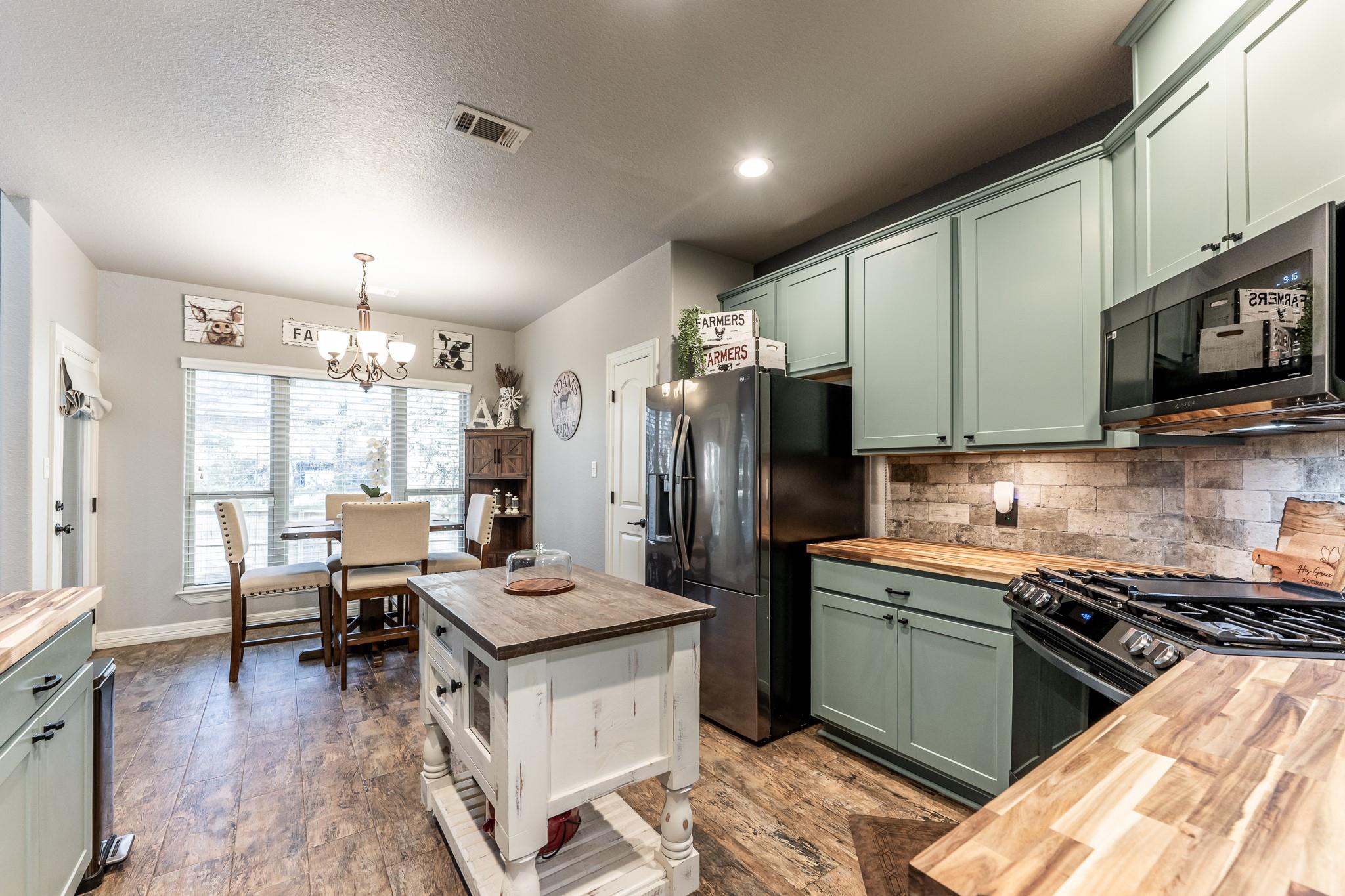 2136 Wheatstone Drive