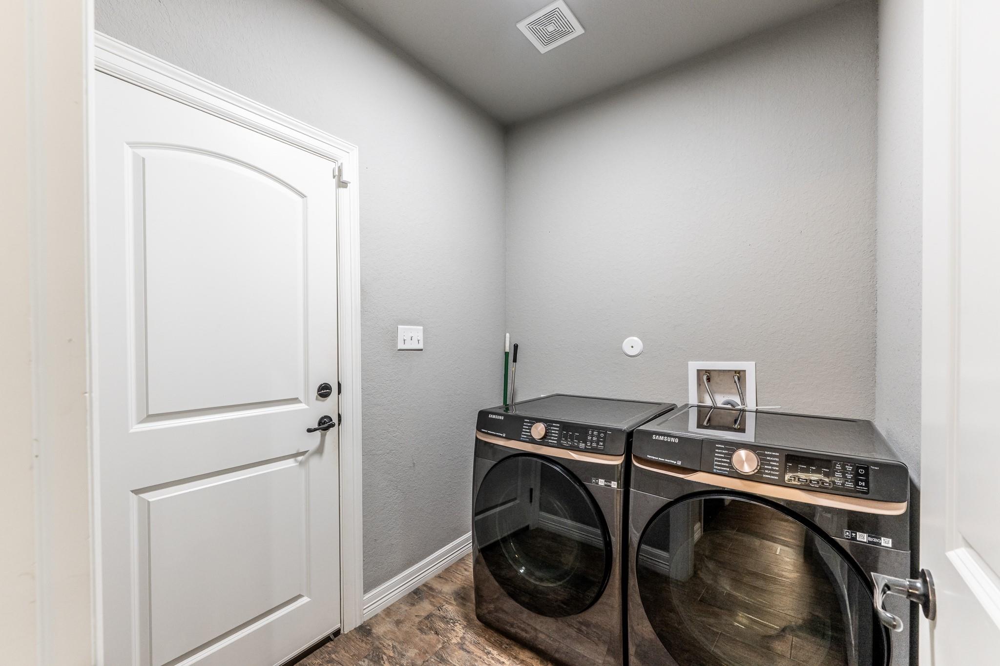 2136 Wheatstone Drive