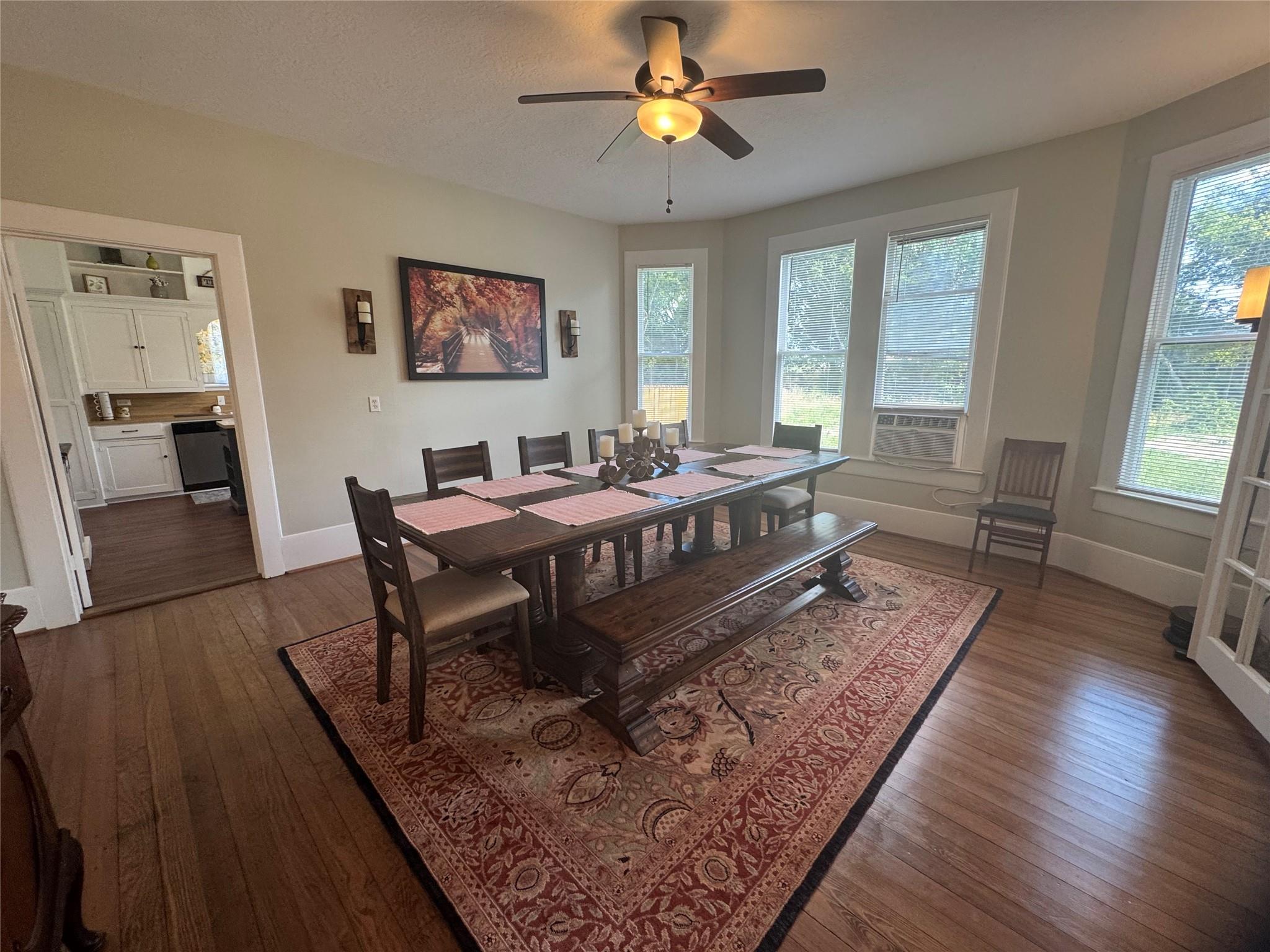 824 S Masonic Street