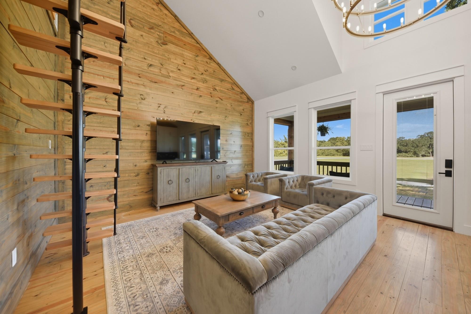 16334 Farm To Market Road 2620