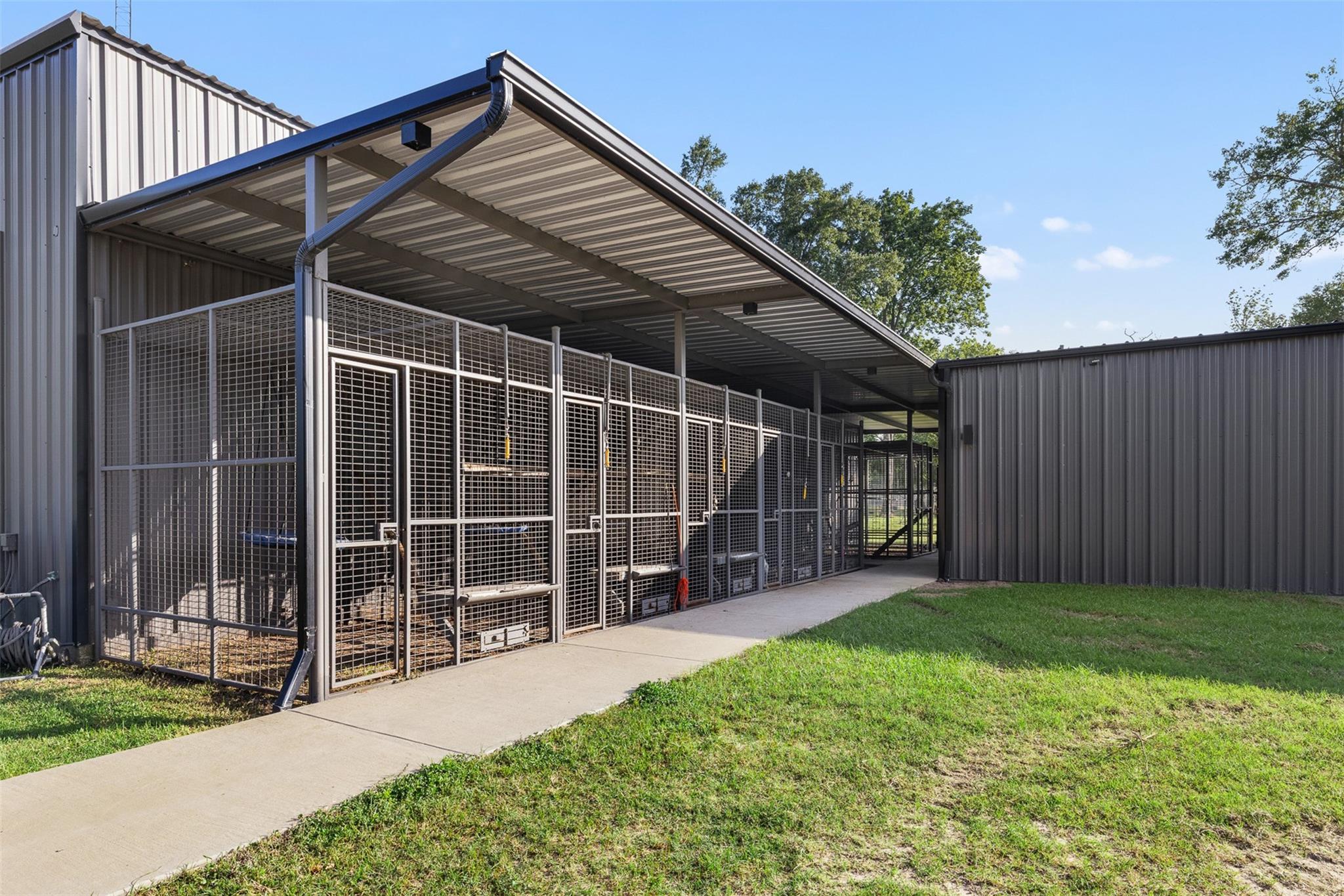 7521 Schoenau Road