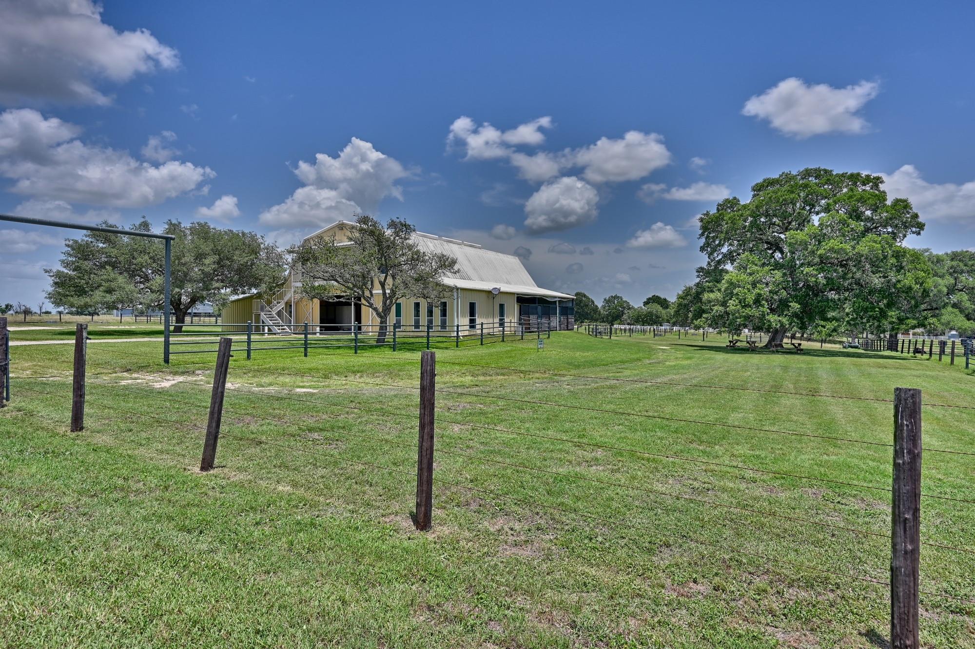 3235 E 1-10 Frontage Road