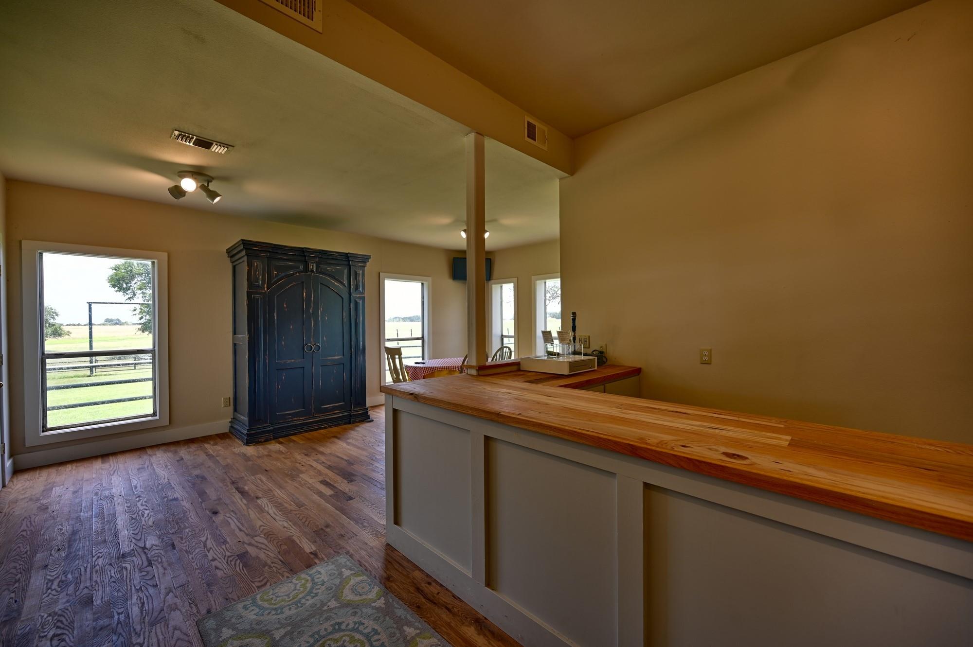 3235 E 1-10 Frontage Road