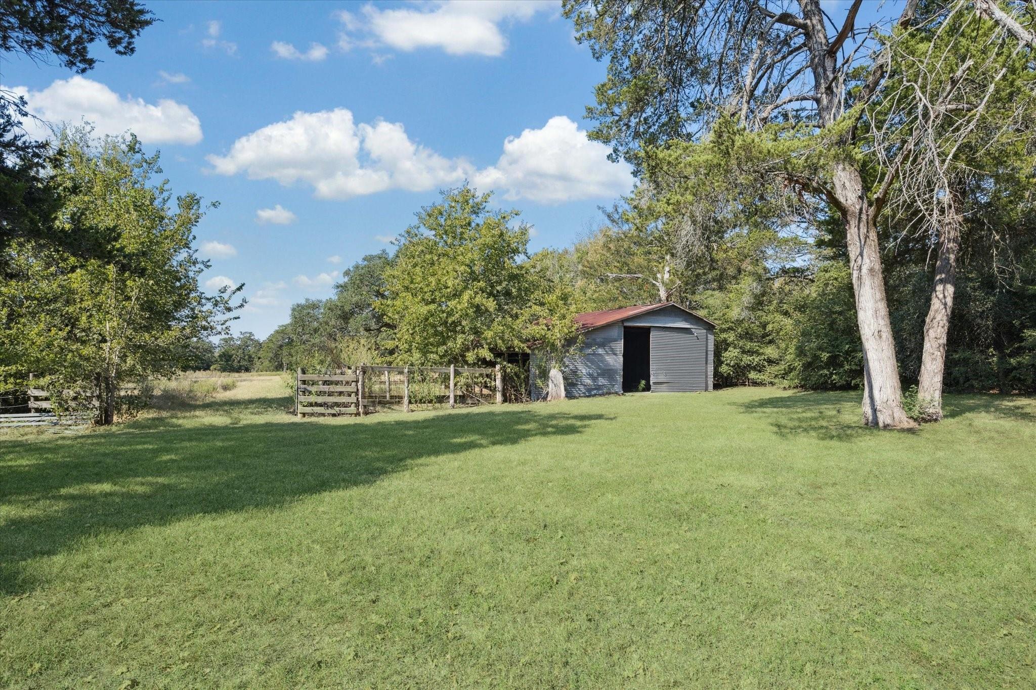 3455 Fm 1948 Road N
