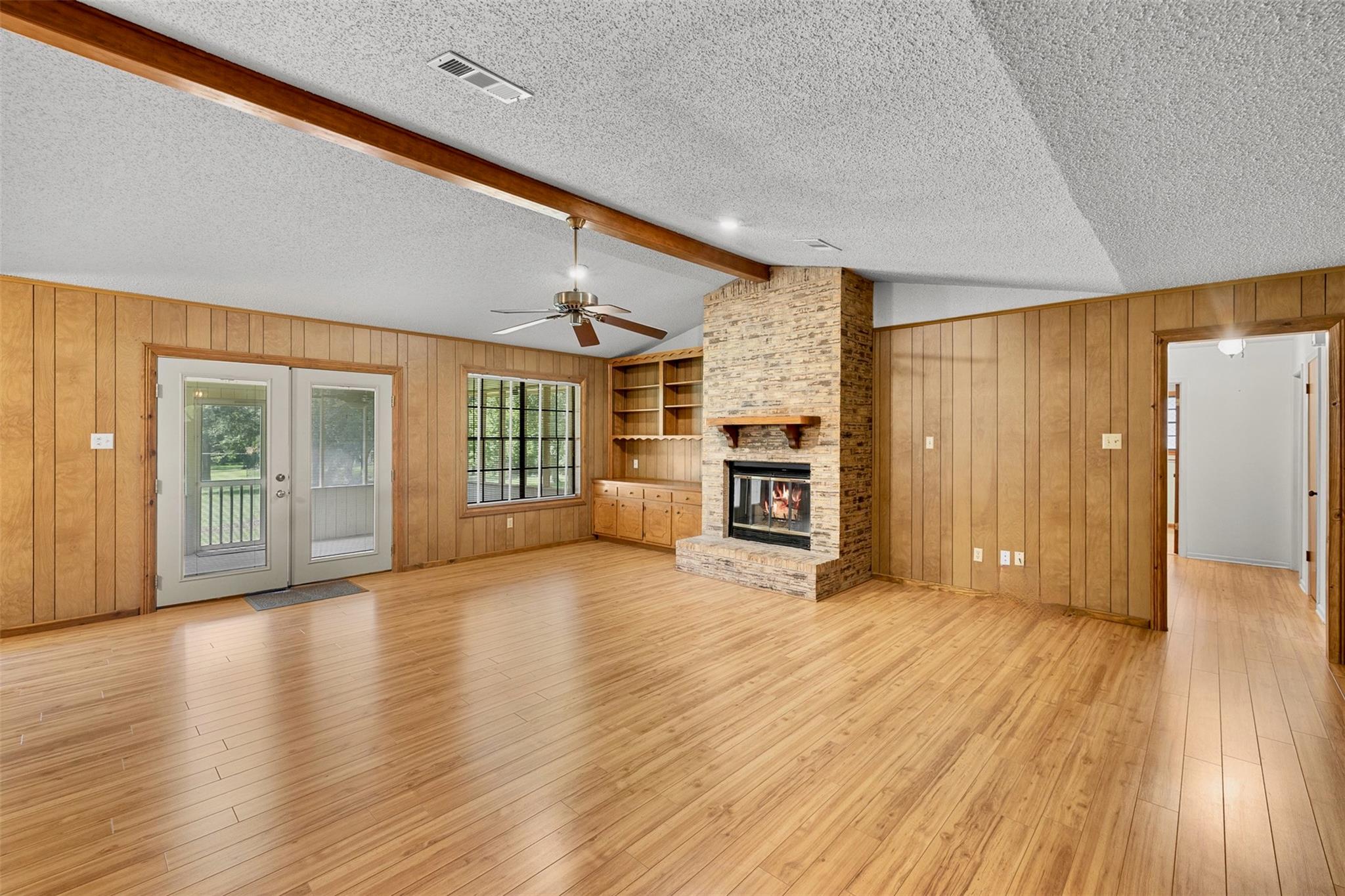2710 Heather Glen