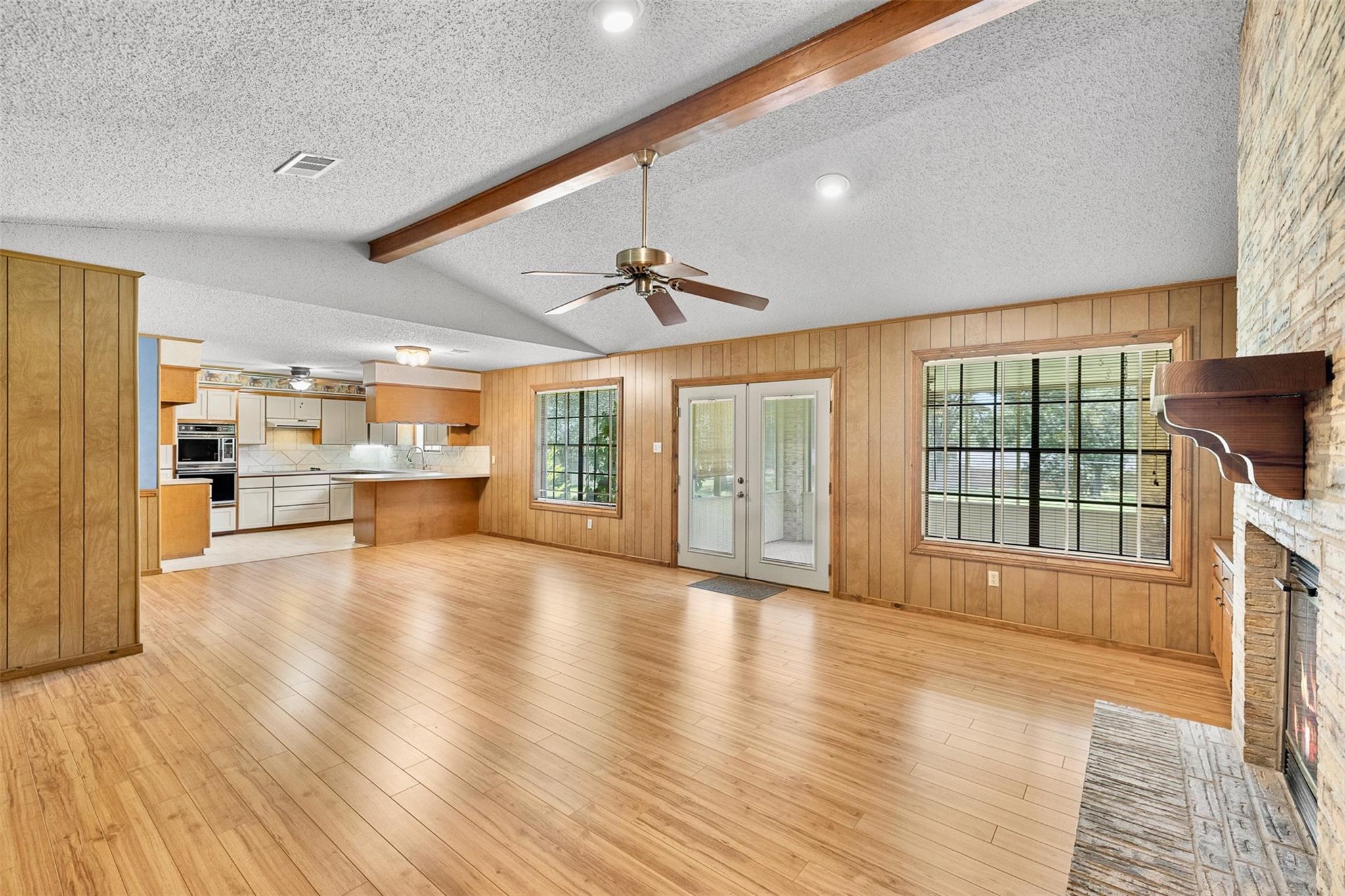 2710 Heather Glen