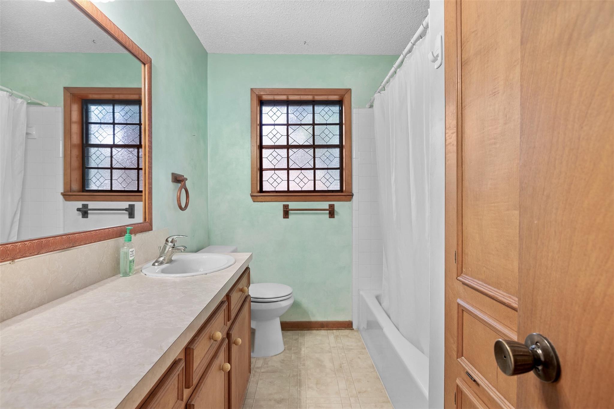 2710 Heather Glen