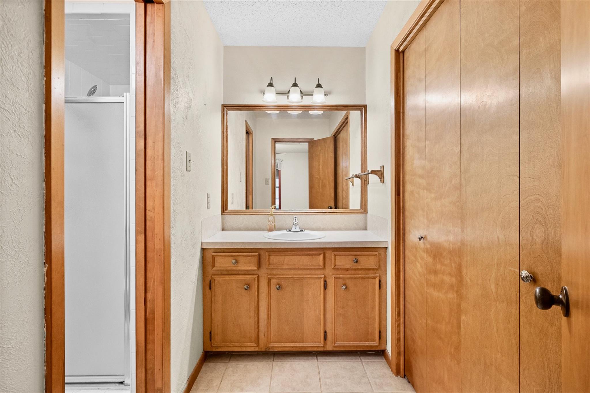 2710 Heather Glen