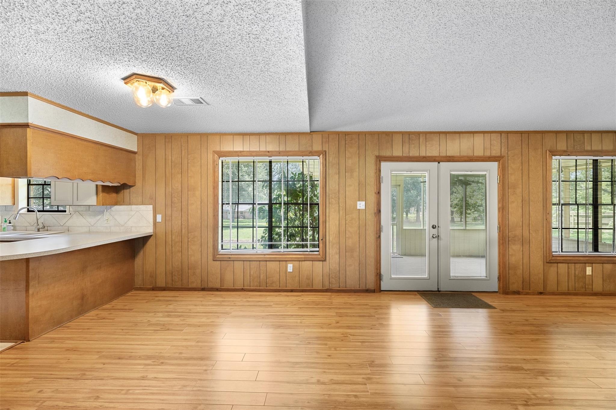 2710 Heather Glen