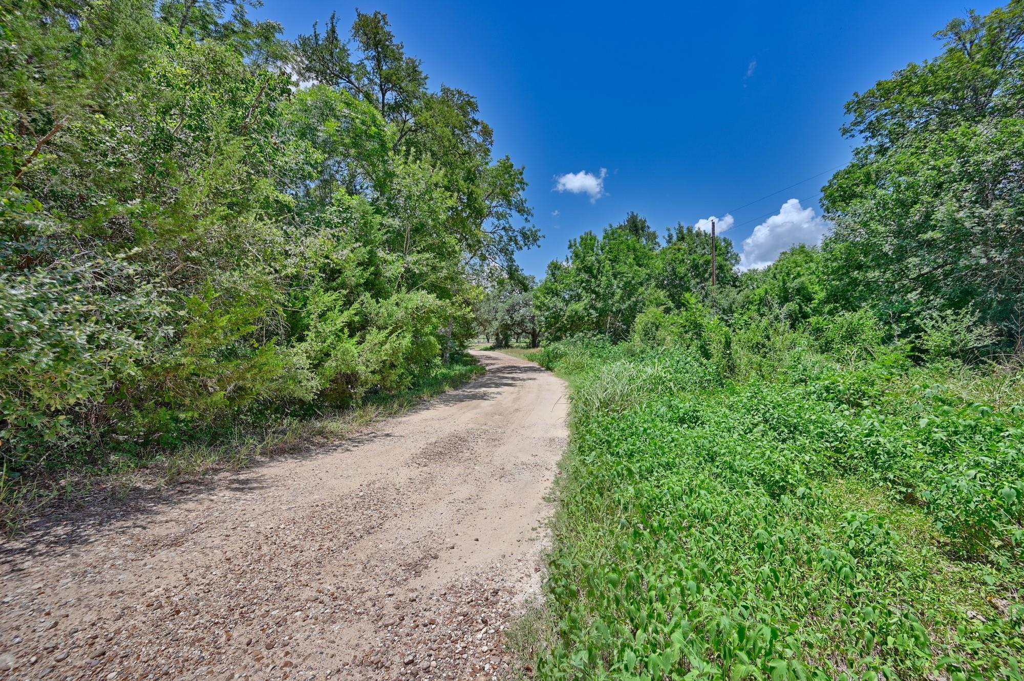 330 N Nassau Road