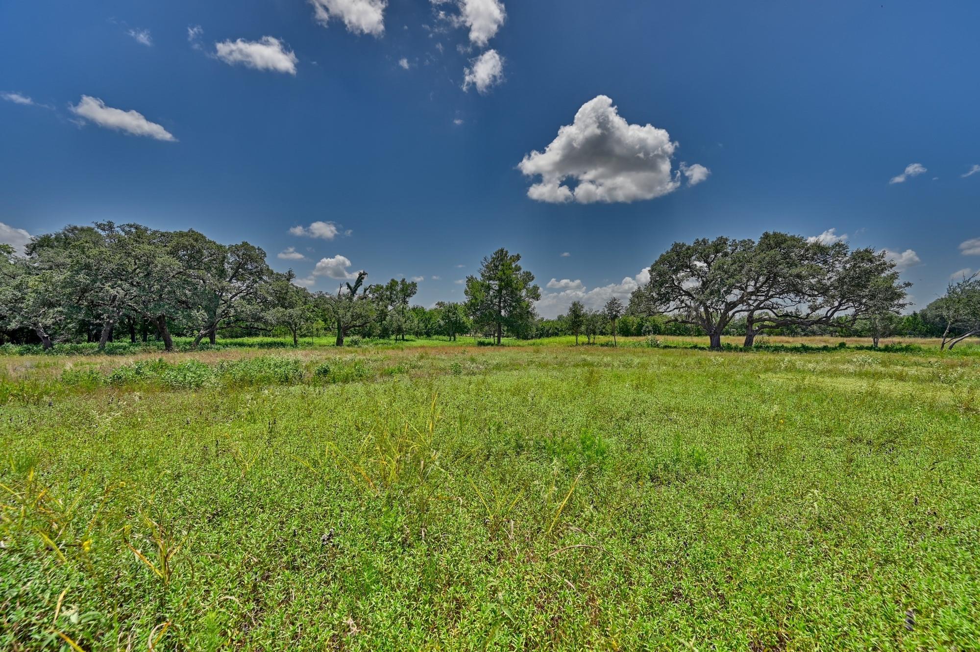 330 N Nassau Road